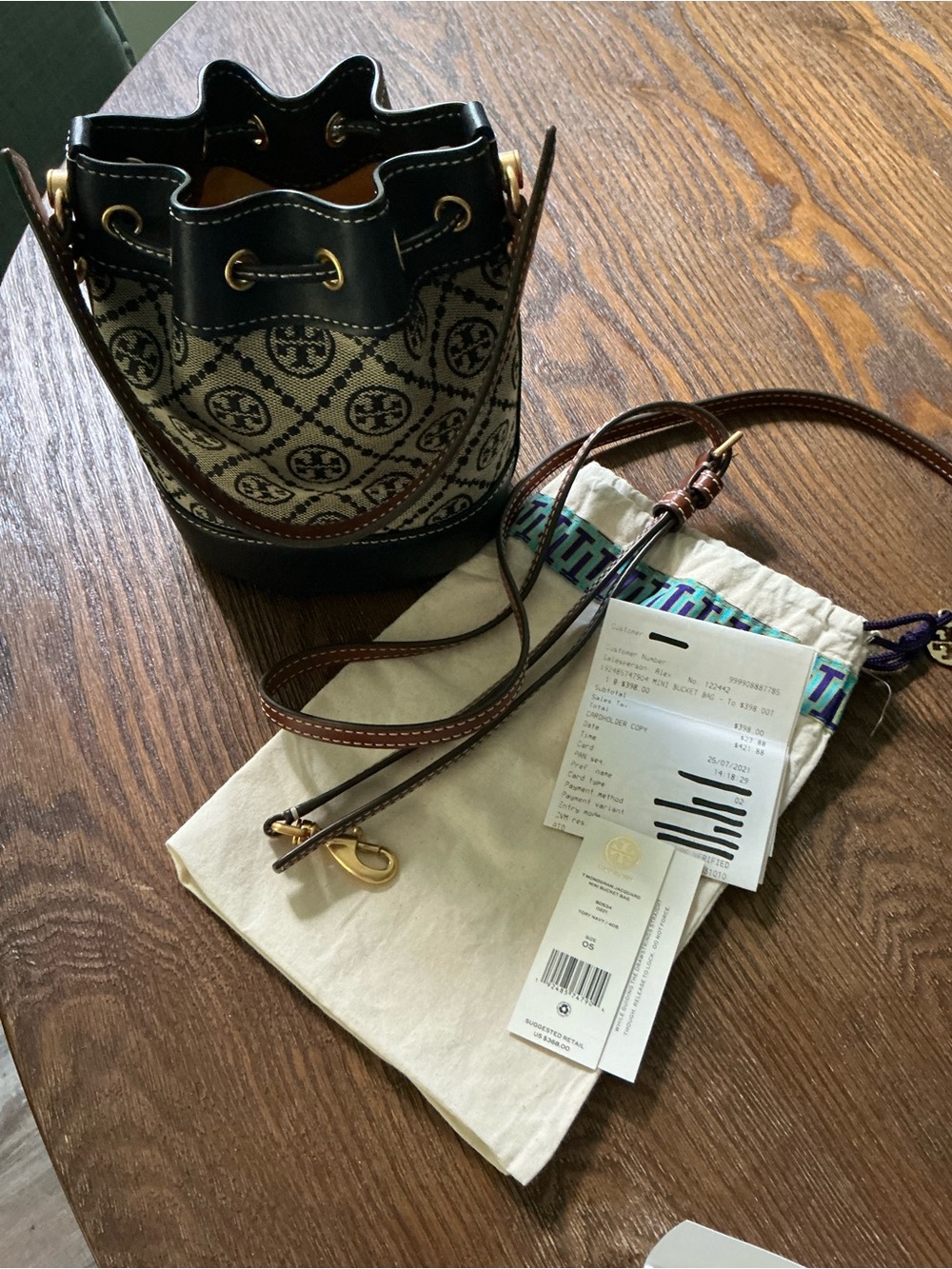 Tory Burch Jacquard Leather Monogrammed Bucket Bag with Gold Hardware - Picture 3 of 9